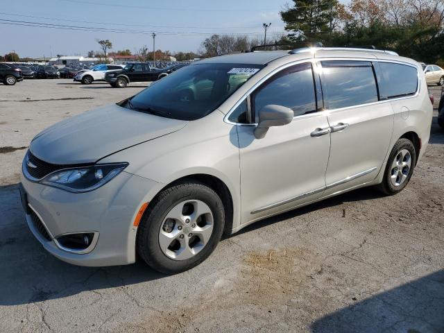 CHRYSLER PACIFICA T 2017 with VIN 2C4RC1EG4HR704522 - Photo from auction