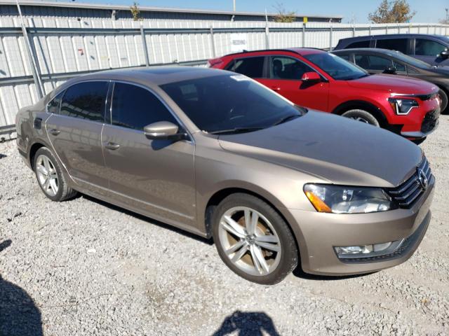 Photo 4 from auction – 2015 VOLKSWAGEN PASSAT SE with VIN 1VWBS7A32FC039679