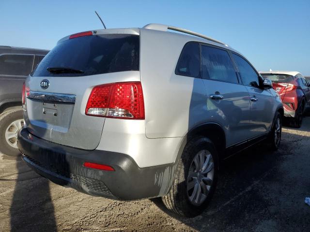 Zdjęcie 3 z aukcji – 2011 KIA SORENTO BA z VIN 5XYKTDA22BG048233