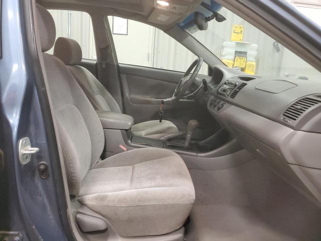 Photo 7 from auction – 2002 TOYOTA CAMRY LE with VIN 4T1BE32K72U597939