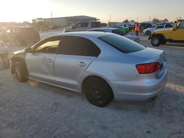 Photo 2 from auction – 2014 VOLKSWAGEN JETTA BASE with VIN 3VW2K7AJ5EM310424