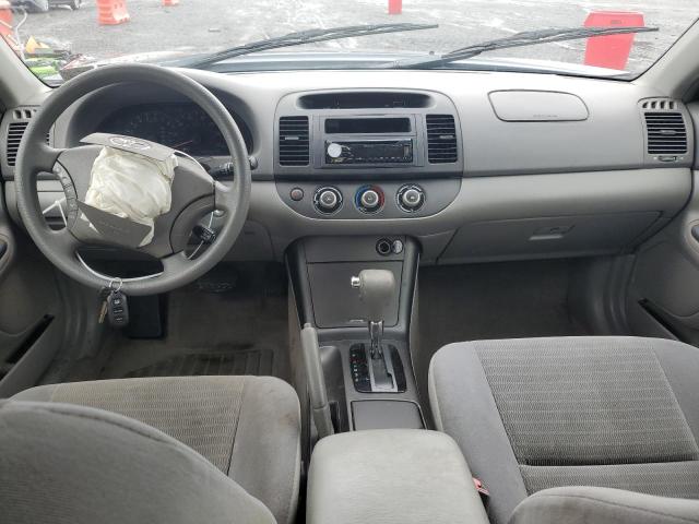 Photo 8 from auction – 2005 TOYOTA CAMRY LE with VIN 4T1BE30K85U077658