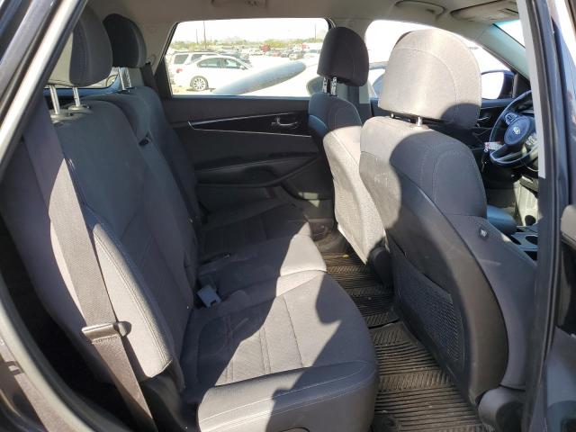 Photo 11 from auction – 2017 KIA SORENTO LX with VIN 5XYPGDA59HG286044
