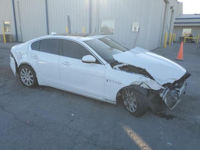 Photo 4 from auction – 2019 JAGUAR XE with VIN SAJAR4FX2KCP48452