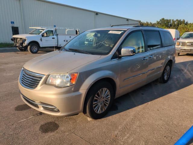 CHRYSLER TOWN & COU 2013 with VIN 2C4RC1CG5DR645560 - Photo from auction