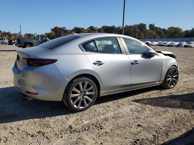 Photo 3 from auction – 2019 MAZDA 3 PREFERRE with VIN 3MZBPADL4KM105331
