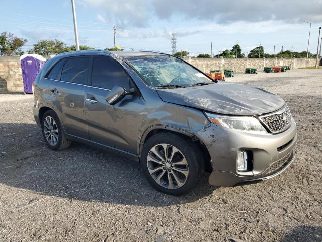 Photo 4 from auction – 2015 KIA SORENTO SX with VIN 5XYKW4A70FG608971