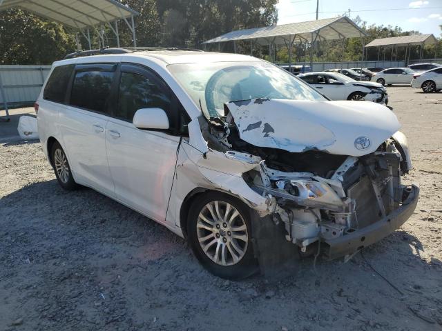 Photo 4 from auction – 2012 TOYOTA SIENNA XLE with VIN 5TDYK3DC2CS234239