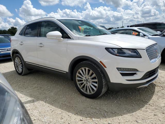 Photo 4 from auction – 2019 LINCOLN MKC with VIN 5LMCJ1C96KUL52109