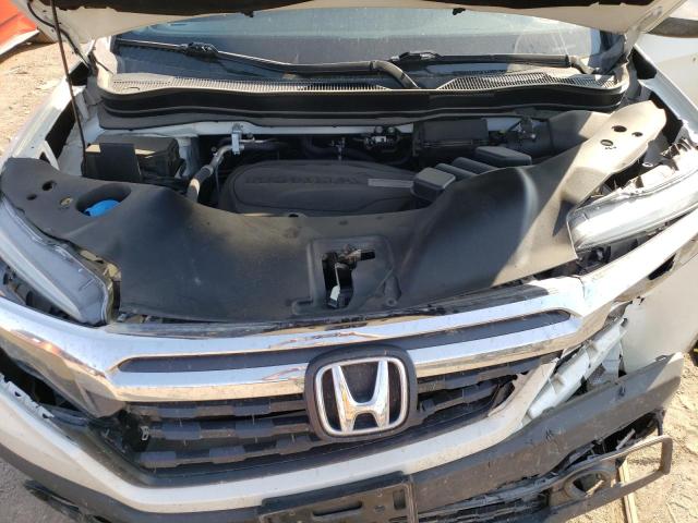 Photo 11 from auction – 2018 HONDA RIDGELINE with VIN 5FPYK3F54JB016536