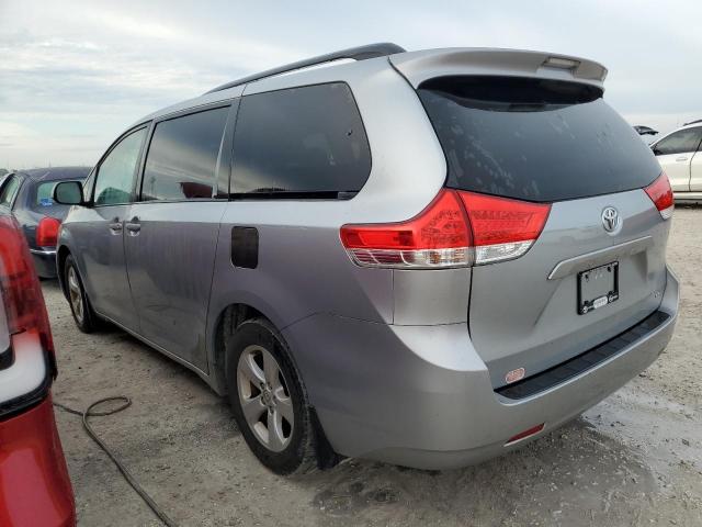 Photo 2 from auction – 2014 TOYOTA SIENNA LE with VIN 5TDKK3DCXES521059