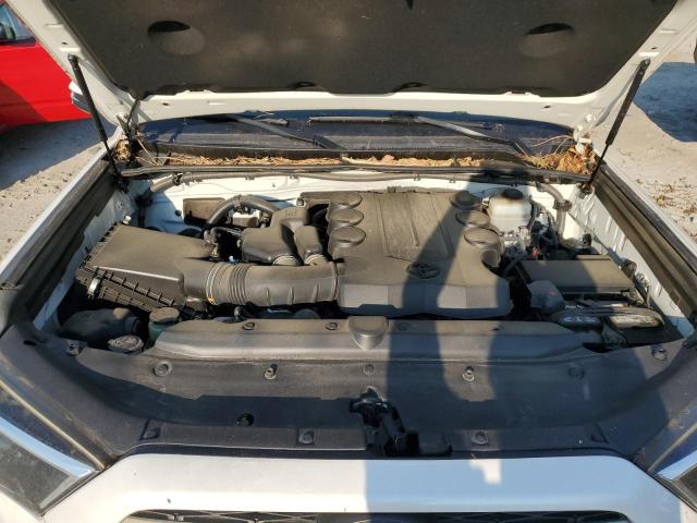 Photo 12 from auction – 2015 TOYOTA 4RUNNER SR with VIN JTEBU5JR3F5255935