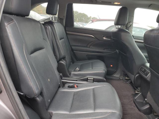Photo 11 from auction – 2014 TOYOTA HIGHLANDER with VIN 5TDYKRFH1ES032572