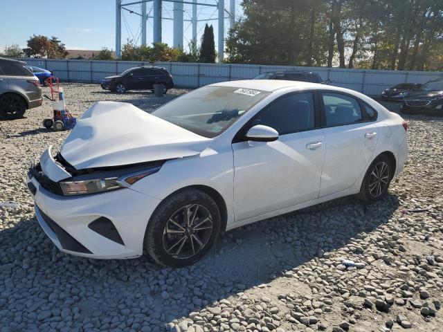 KIA FORTE FE 2022 with VIN 3KPF24AD0NE454969 - Photo from auction
