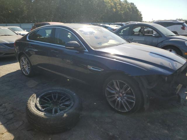Photo 4 from auction – 2016 JAGUAR XF PRESTIG with VIN SAJBK4BV6GCY17003