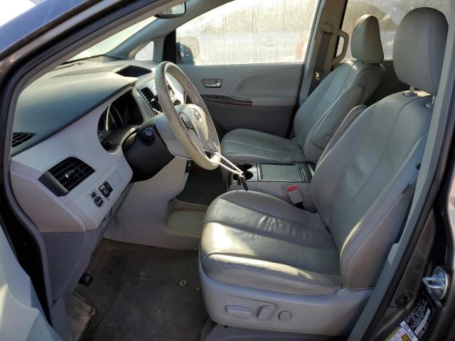 Photo 7 from auction – 2013 TOYOTA SIENNA XLE with VIN 5TDYK3DC0DS317539