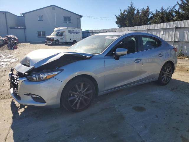 MAZDA 3 TOURING 2018 with VIN 3MZBN1V31JM276203 - Photo from auction