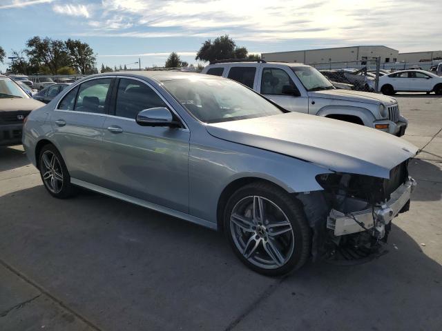 Photo 4 from auction – 2017 MERCEDES-BENZ E 300 with VIN WDDZF4JB1HA290953