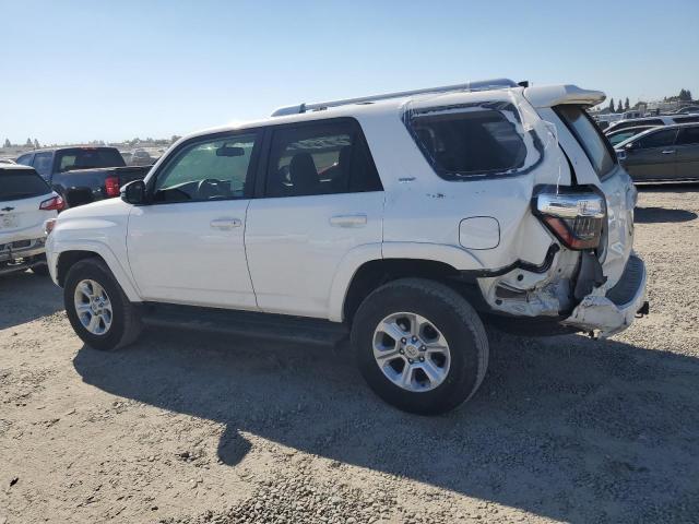 Photo 2 from auction – 2017 TOYOTA 4RUNNER SR with VIN JTEBU5JR9H5471646