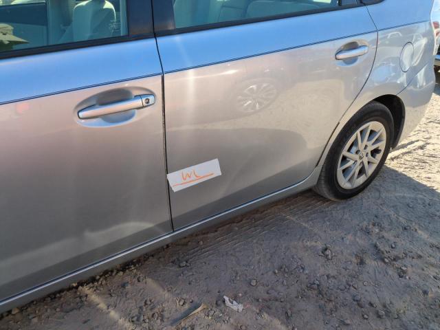 Photo 13 from auction – 2013 TOYOTA PRIUS V with VIN JTDZN3EU2D3225272