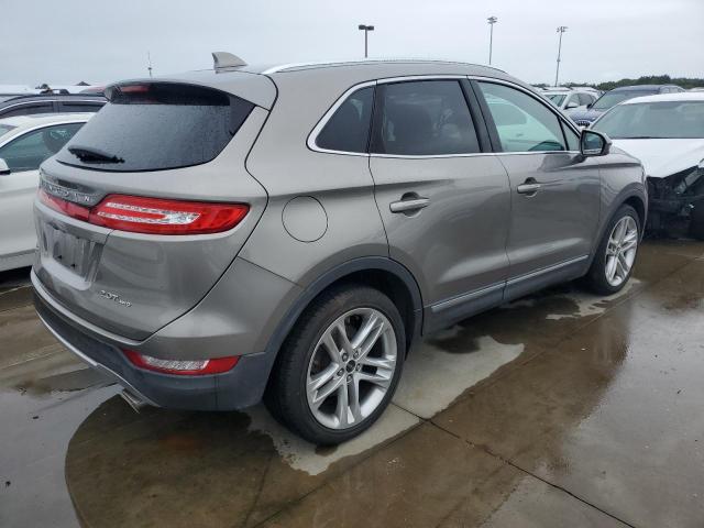 Photo 3 from auction – 2017 LINCOLN MKC RESERV with VIN 5LMCJ3D93HUL35187