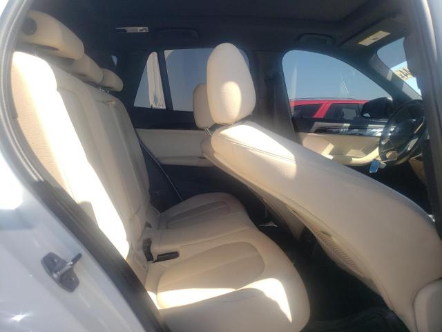 Photo 11 from auction – 2018 BMW X1 XDRIVE2 with VIN WBXHT3Z38J4A66093