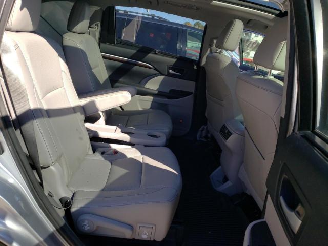 Photo 11 from auction – 2015 TOYOTA HIGHLANDER with VIN 5TDDKRFH1FS108078