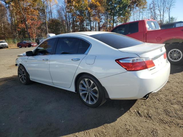 Photo 2 from auction – 2015 HONDA ACCORD SPO with VIN 1HGCR2F52FA080004