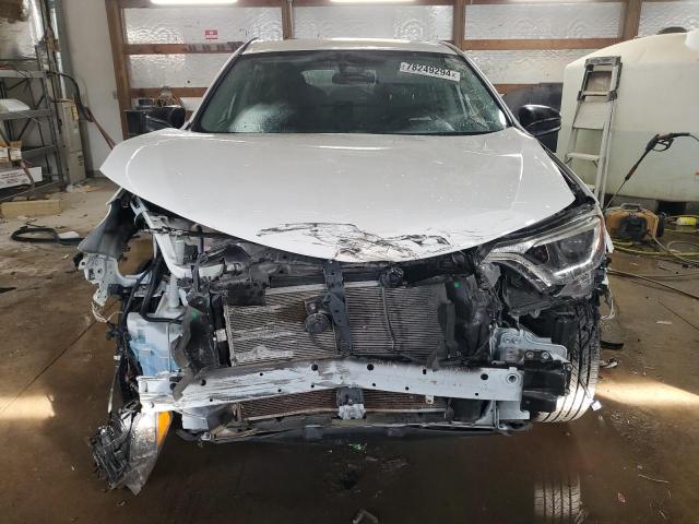 Photo 5 from auction – 2018 TOYOTA RAV4 LE with VIN JTMBFREV0JJ185632