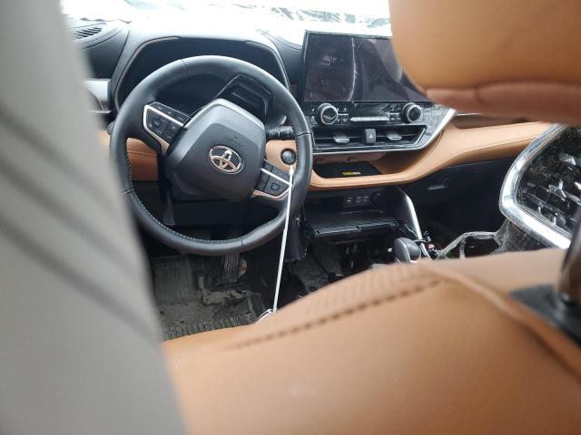 Photo 8 from auction – 2023 TOYOTA HIGHLANDER with VIN 5TDKDRBH6PS037565