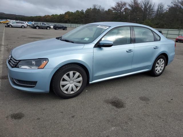 VOLKSWAGEN PASSAT S 2012 with VIN 1VWAP7A3XCC042001 - Photo from auction