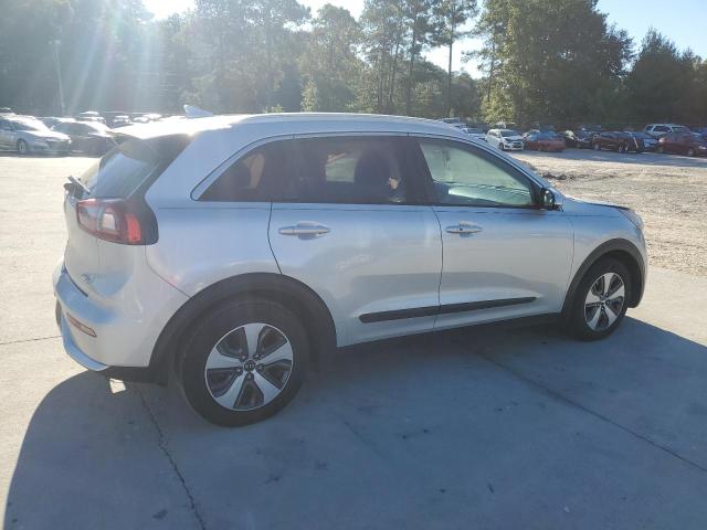 Photo 3 from auction – 2017 KIA NIRO EX with VIN KNDCC3LC1H5037231