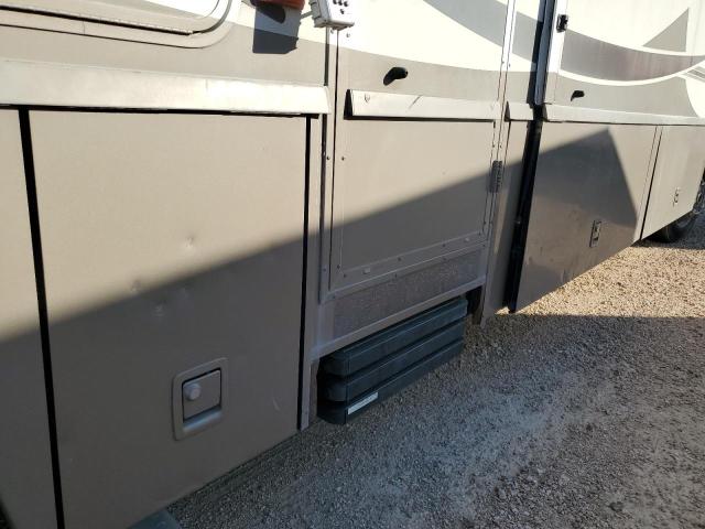 Photo 10 from auction – 2005 WORKHORSE CUSTOM CHASSIS MOTORHOME with VIN 5B4MPA7G653405099