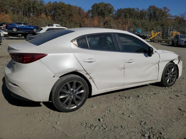 Photo 3 from auction – 2018 MAZDA 3 TOURING with VIN 3MZBN1V32JM197218