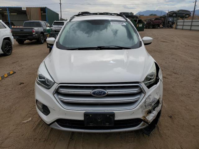 Photo 5 from auction – 2017 FORD ESCAPE SE with VIN 1FMCU9G99HUC10803
