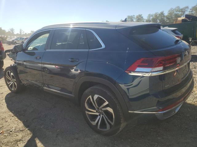 Photo 2 from auction – 2022 VOLKSWAGEN ATLAS CROS with VIN 1V2BC2CA1NC214287