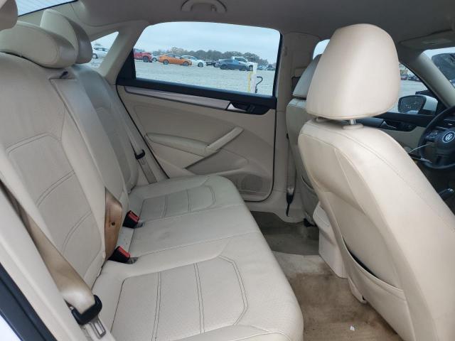 Photo 10 from auction – 2013 VOLKSWAGEN PASSAT S with VIN 1VWAP7A35DC137891