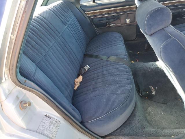 Photo 10 from auction – 1986 FORD LTD CROWN with VIN 2FABP43F6GX185796