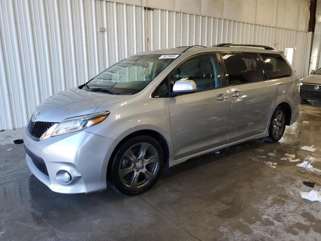 TOYOTA SIENNA SE 2017 with VIN 5TDXZ3DC2HS811852 - Photo from auction