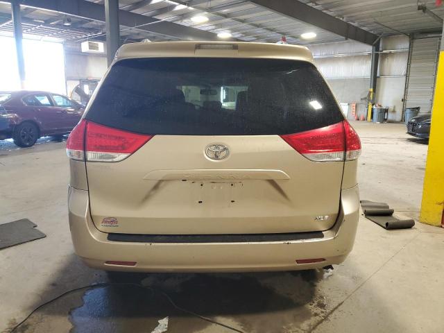 Photo 6 from auction – 2011 TOYOTA SIENNA XLE with VIN 5TDYK3DC1BS059805