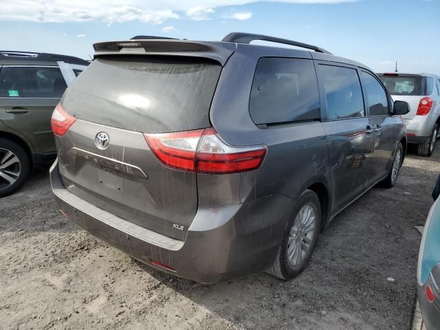 Photo 3 from auction – 2015 TOYOTA SIENNA XLE with VIN 5TDYK3DC4FS607883