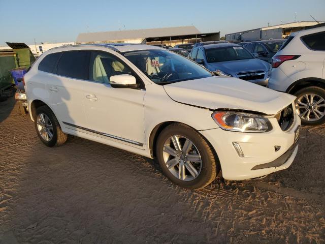 Photo 4 from auction – 2017 VOLVO XC60 T5 IN with VIN YV440MRU4H2000580