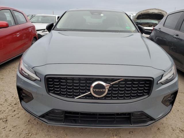 Photo 5 from auction – 2023 VOLVO S60 CORE with VIN 7JRL12FKXPG239878