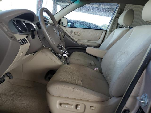 Photo 7 from auction – 2004 TOYOTA HIGHLANDER with VIN JTEGD21A940075612
