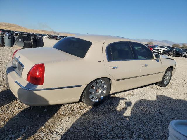 Photo 3 from auction – 2003 LINCOLN TOWN CAR C with VIN 1LNHM83W53Y683451