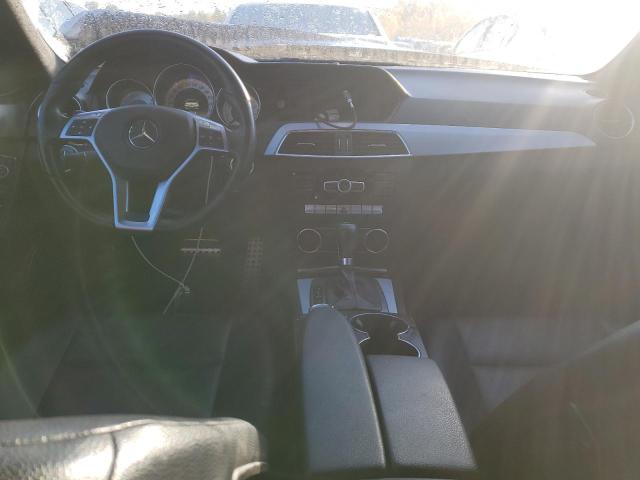 Photo 8 from auction – 2012 MERCEDES-BENZ C 250 with VIN WDDGF4HBXCA698308