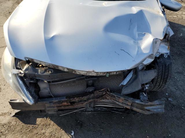 Photo 11 from auction – 2011 HYUNDAI SONATA SE with VIN 5NPEC4AC0BH036533