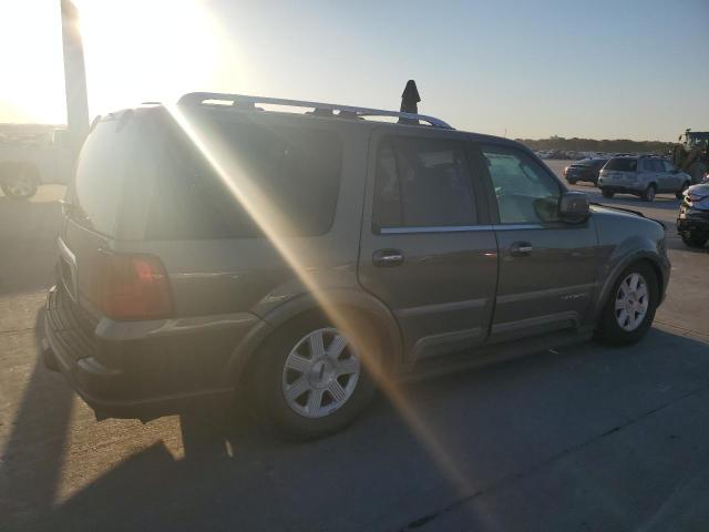 Photo 3 from auction – 2004 LINCOLN NAVIGATOR with VIN 5LMFU27R04LJ43736