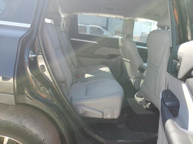 Photo 11 from auction – 2019 TOYOTA HIGHLANDER with VIN 5TDZZRFH9KS360124