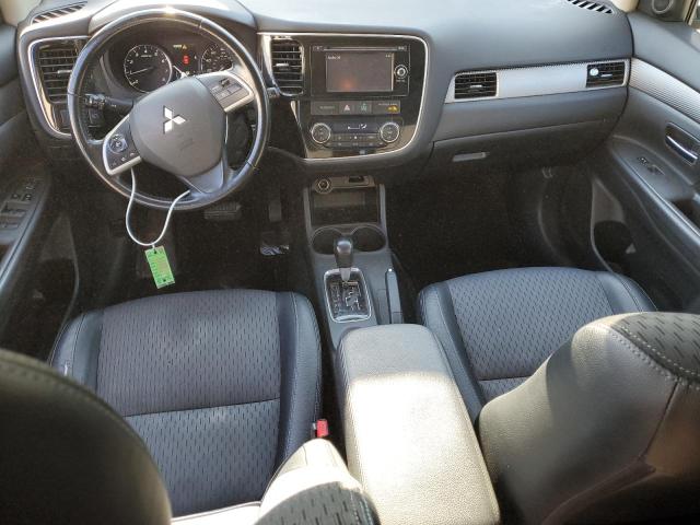 Photo 8 from auction – 2015 MITSUBISHI OUTLANDER with VIN JA4AZ3A32FZ007146